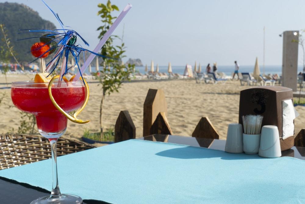 Azak Beach Hotel Alanya Exterior photo